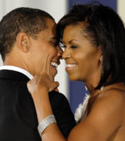 mobama_ball2_V_21jan09_pa_bt.jpg