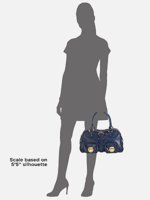 ss 09 lola in navy model.jpg