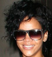 rihannasunglasses.jpg