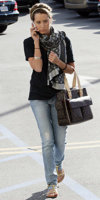 ashley_tisdale3.jpg