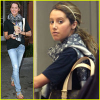 ashley-tisdale-nails.jpg
