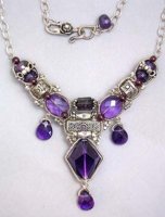 EniPurpleQueenNecklace1.jpg