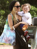 nicole_richie2_300.jpg