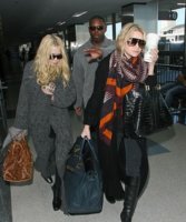 ashley-olsen-fendi-bag1.jpg