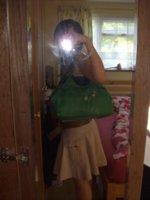 side modelling of green somerset tote.jpg side modelling of green somerset tote.jpg