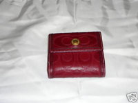 coach embossed wallet01.jpg