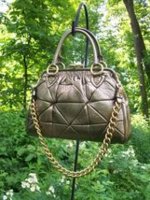outdoor_lovelies_6-14_014_thumb200.jpg