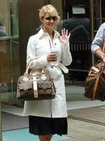 LV Manhattan Bag on Celebrities, Page 11