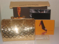 gold lv speedy 001.jpg