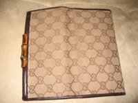 BagsNmoreBags 081.jpg