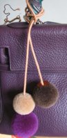 Pompom laine cuir 002 x.JPG