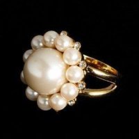pearl ring.jpg