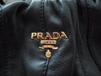 prada1.jpg
