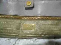 prada2 002.jpg