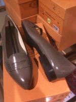 New dev moc 325 and 60% off Gray high polished leather.jpg