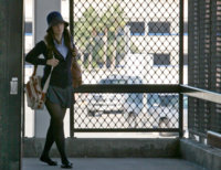 Zooey+is+shy+4s_My5fjJ0Kl.jpeg