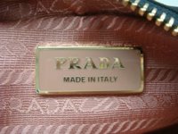 Prada3d.JPG