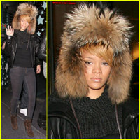 rihanna-fur-hat.jpg