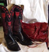 Boots-'n'-Bags-Rouge2.jpg