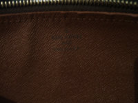 044-r.jpg