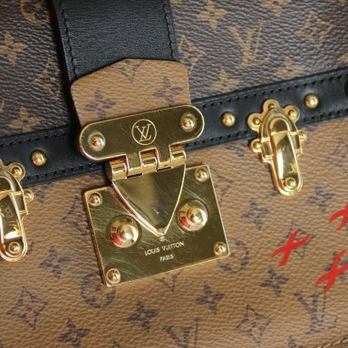 Louis Vuitton quietly started phasing out reverse monogram