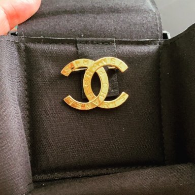 Share your Chanel 19s iridescent haul