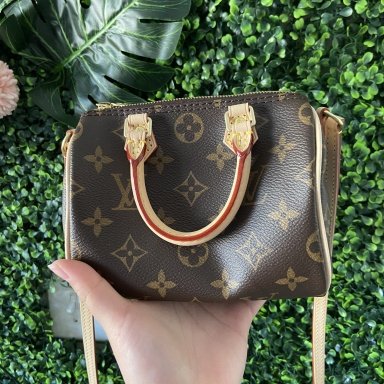 My first repair at Louis Vuitton. What a disaster.