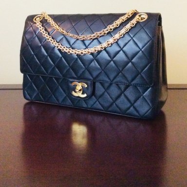 50% OFF A CHANEL CLASSIC FLAP?!😱 How I Restored This Vintage Small Chanel  CF; At Home! 