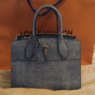 How does everyone feel about this bag? Is the mahina leather good quality?  I really like it but I'm also considering a BV mini Jodie. : r/Louisvuitton