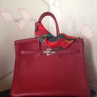 My sister enjoys her new Delvaux Brillant Bag : r/handbags