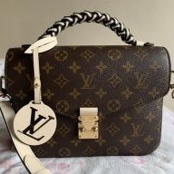 Are You Seeing Less of the Louis Vuitton Multi Pochette IRL? - PurseBlog