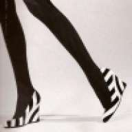 do chanel shoes run big or small