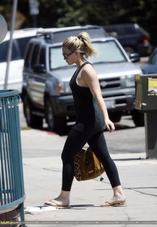 03500_hilary_duff_paty_restaurant-7.jpg