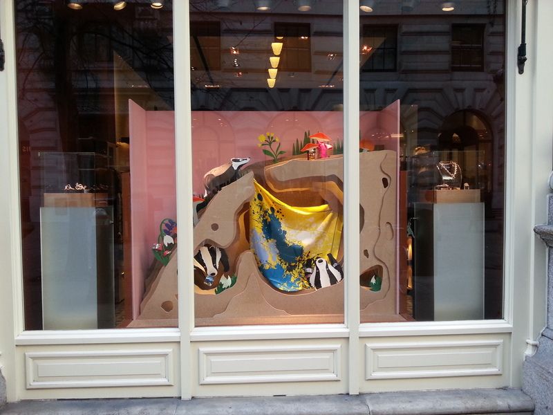 RoyalExchangeWindow00_zpsj92ltklk.jpg