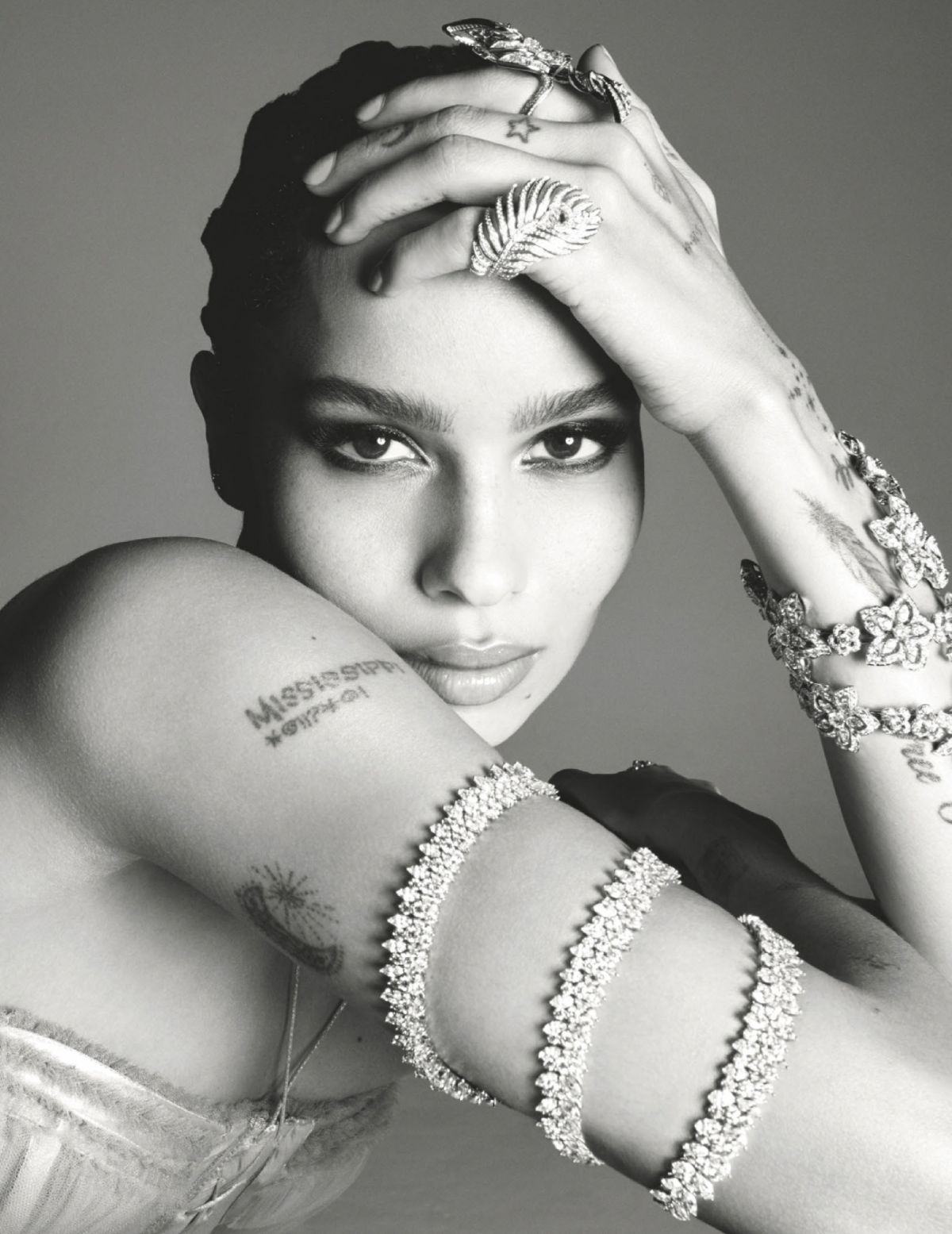 zoe-kravitz-in-vogue-magazine-july-2019-7.jpg