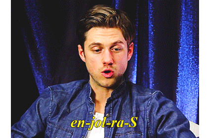 tumblr_mm590eLAyd1ryweaco1_500.gif
