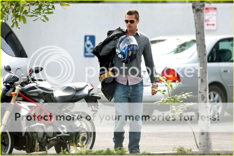 brad-pitt-mighty-heart3.jpg