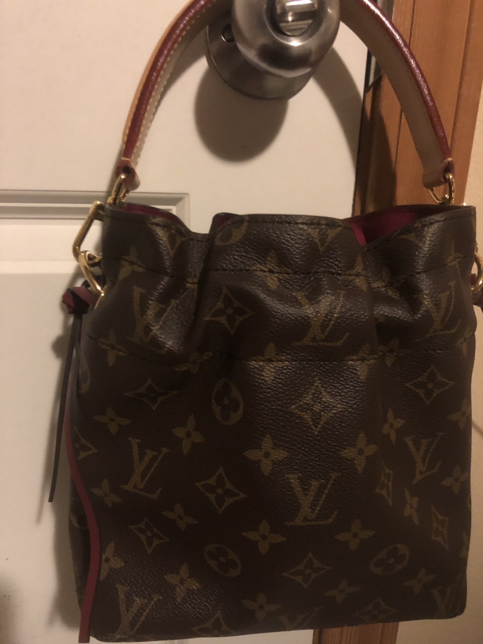 Louis Vuitton Taiga Dersou - PurseBlog