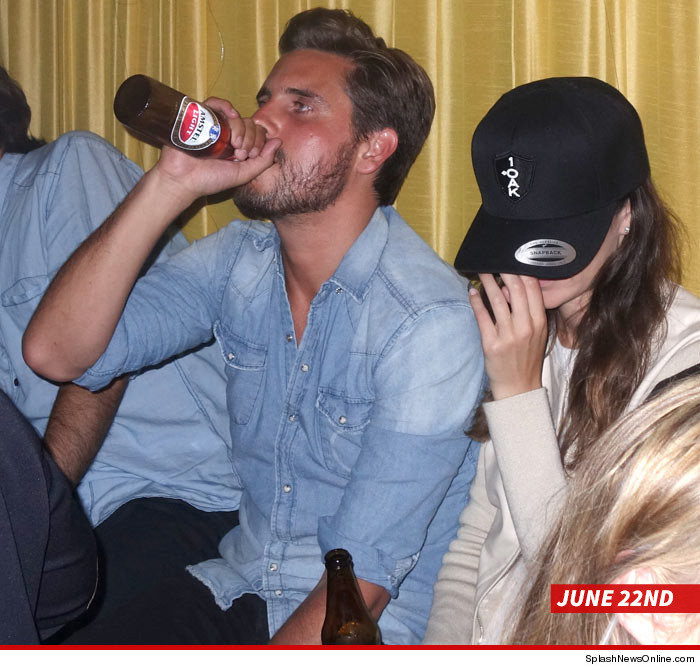 0717-scott-disick-hemptons-splash-6.jpg