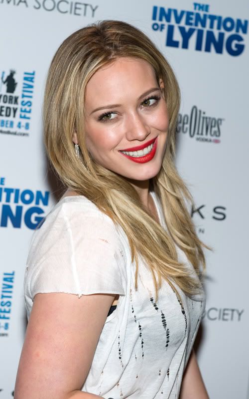 hilary-duff-9169-4.jpg
