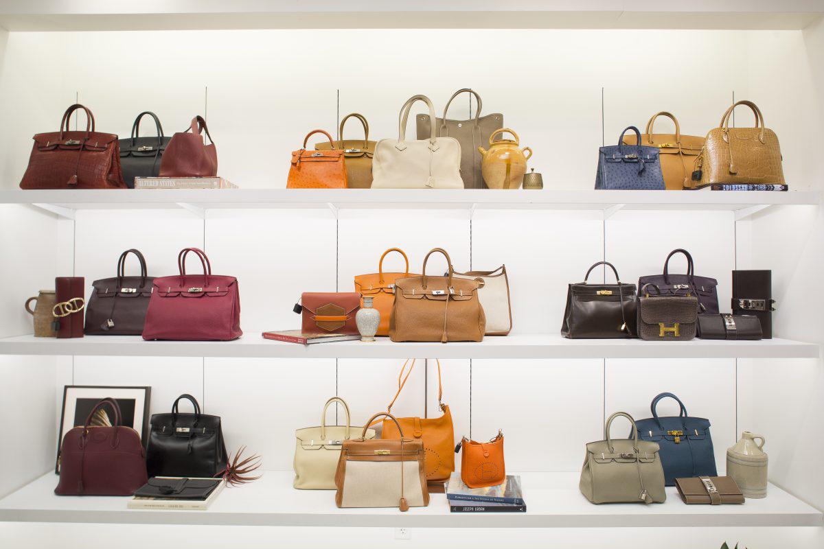 www.thefashionlaw.com