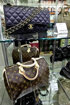 chanel-louis-vuitton-costco-240tp11.jpg