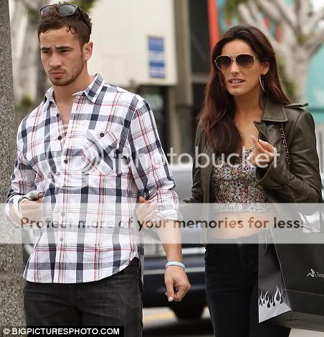 article-1282053-09CA0CD6000005DC-29.jpg