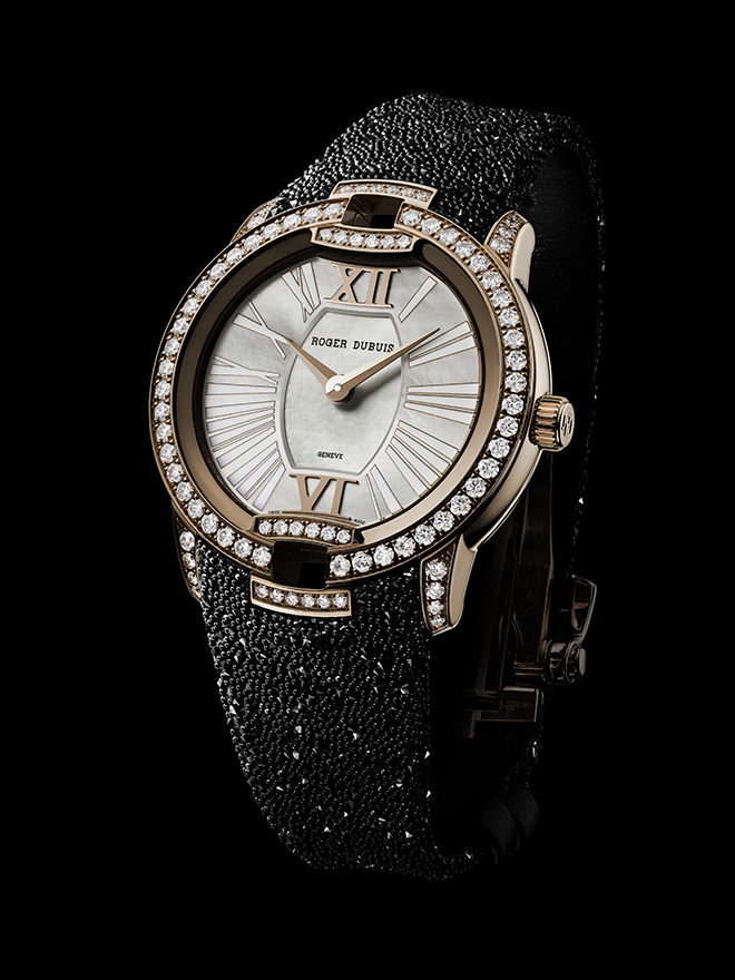 Elegant-Aggression-Roger-Dubuis-Diva-Velvet-Caviar-2.jpg