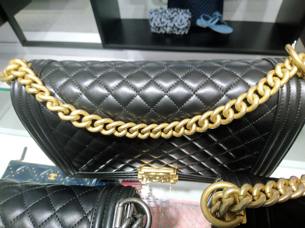 CHANEL Thread Around Caviar Leather Chain Flap Crossbody Bag Black
