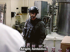 tumblr_mqbfl3g3bR1r3zsf6o3_250.gif