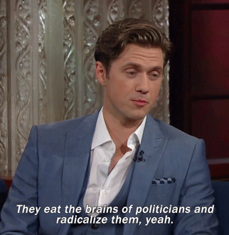 tumblr_o8m03l8BP01suegveo4_400.gif