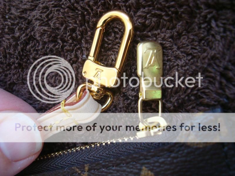 Louis Vuitton Zipper Pull 