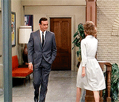 tumblr_mq4ftvsRz31qefgdko5_r1_250.gif
