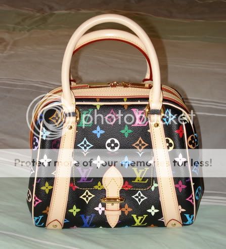 LOUIS VUITTON SAC PLAT PM- WHAT FITS FOR MAMA'S, TRAVEL, AND ALL THINGS IN  BETWEEN!! #wimb 